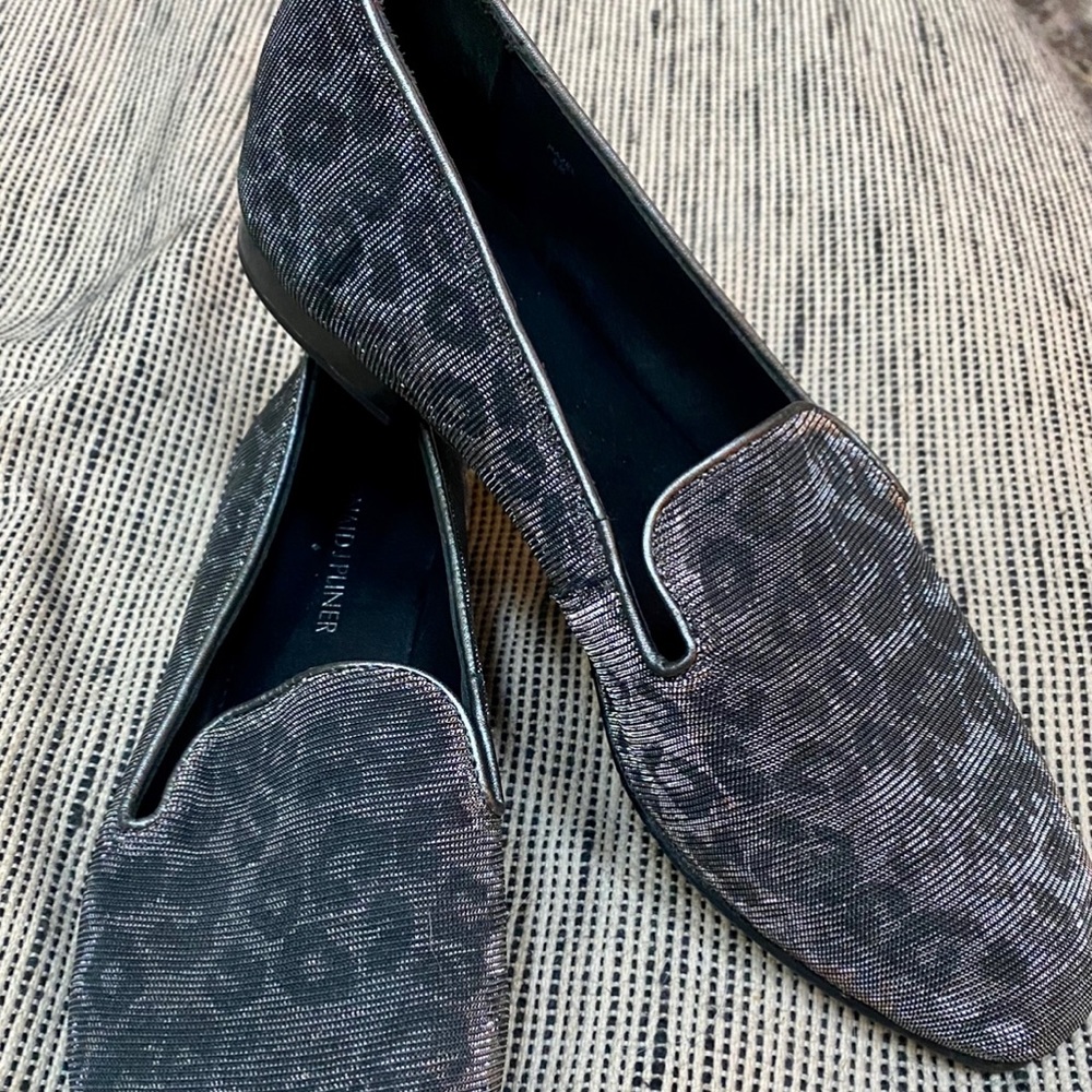 Donald pliner leopard print size 8